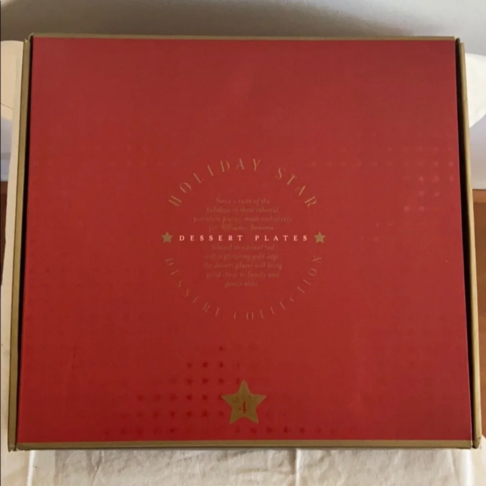 Williams Sonoma Porcelain Star Dessert Plates